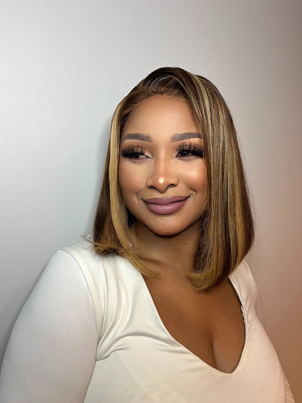 (4x4) Glueless Highlight P4/27 Straight Bob Wig